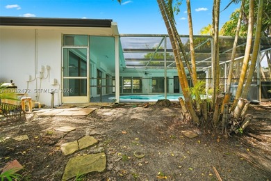 Waterfront gm! This charming 3-bed/2-bath CBS single-family home - photo 34