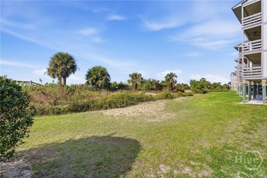 Oceanfront 2BR/2BA 856sqft Updated Vacation Rental Condo Located - photo 38