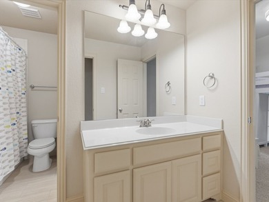 Excellent location, steps away from Castle Hills School! This - photo 38