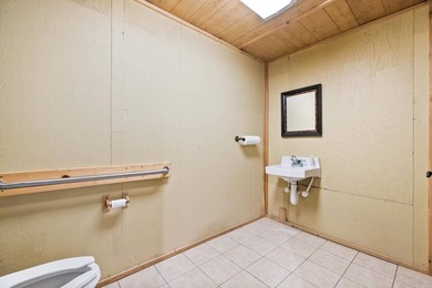 Welcome to 1214 Clifton Street - a versatile commercial - photo 8