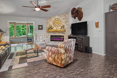 Back on Market--No fault of seller! 3 Bed | 2 Bath | 1,717 Sq - photo 11