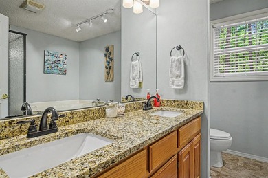 Back on Market--No fault of seller! 3 Bed | 2 Bath | 1,717 Sq - photo 18