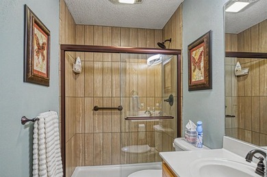 Back on Market--No fault of seller! 3 Bed | 2 Bath | 1,717 Sq - photo 23