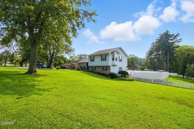 Spacious multi-level home located in LaFollette, Tennessee - photo 32