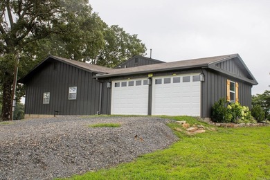This peaceful inviting property truly feels like Home- offering - photo 6