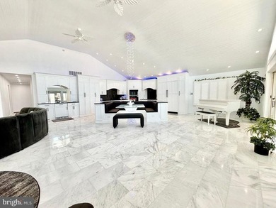 Experience the ultimate island lifestyle in your Contemporary - photo 10