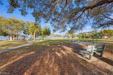No HOAs, deed restrictions or CDDs!!! Conveniently located to - photo 8