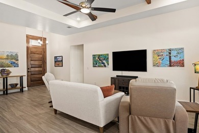 Hill Country views, privacy, & modern comfort in The Meridian - photo 4