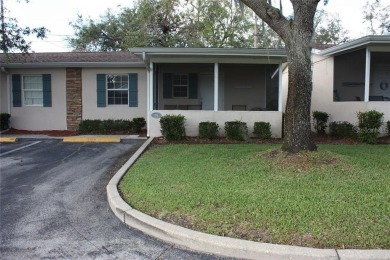 Lake Condo For Sale in Lake Placid, Florida