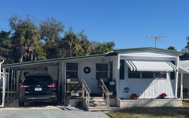 Manatee River Home For Sale in Ellenton Florida
