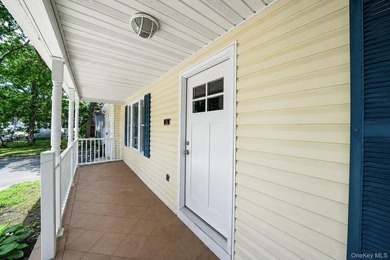 Welcome to 25 Heston Rd, Shirley-a spacious 4-bedroom, 2-bath - photo 5