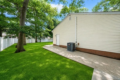 Welcome to 25 Heston Rd, Shirley-a spacious 4-bedroom, 2-bath - photo 10
