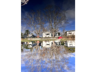 Renovated Waterfront 1334 sq ft manufactured home in 55 + resort - photo 2