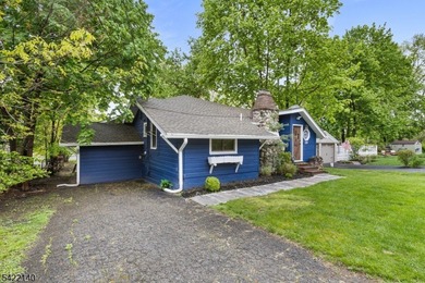 VIEWS!! Wonderful Lake Mohawk Home, w many Crane original - photo 3