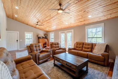RIVERFRONT home on the LITTLE RED RIVER with its own private - photo 13