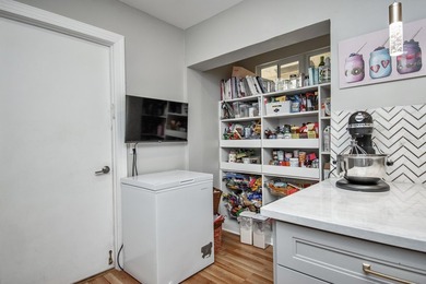 Come see this beautifully renovated 3BR 2BA Villa in the Heart - photo 13