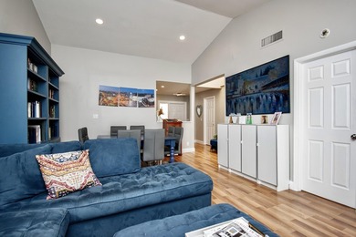 Come see this beautifully renovated 3BR 2BA Villa in the Heart - photo 17