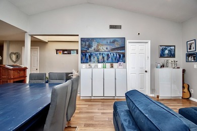 Come see this beautifully renovated 3BR 2BA Villa in the Heart - photo 20