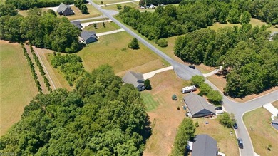 Experience the High Rock Lake lifestyle with the lake located - photo 7