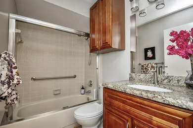 Come see this beautifully renovated 3BR 2BA Villa in the Heart - photo 33
