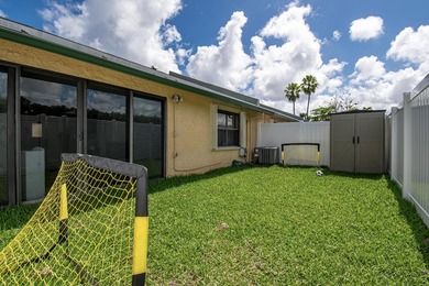 Come see this beautifully renovated 3BR 2BA Villa in the Heart - photo 39