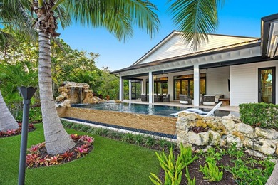 Your Private Tropical Oasis Awaits in Jupiter, Florida. Welcome - photo 10