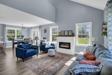 Beautiful, Recently Built 3 Bedroom, 2.5 Bath Home in Prime - photo 5