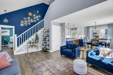 Beautiful, Recently Built 3 Bedroom, 2.5 Bath Home in Prime - photo 7