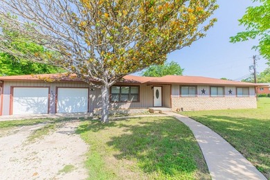 Guadalupe River - Kerr County Home For Sale in Ingram Texas