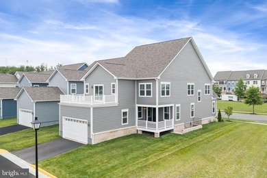 Welcome to this 24-month-old single-family home in the highly - photo 4