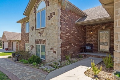 Located just one block from the neighborhood pool and recreation - photo 3