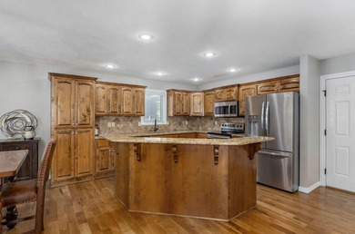 Located just one block from the neighborhood pool and recreation - photo 9