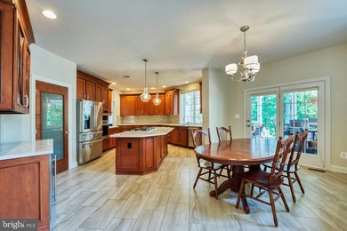Welcome home to this stunning brick front Toll Brothers built - photo 10