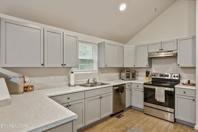 Charming One-Level Living Home - Minutes from UT & Downtown - photo 11