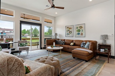 MOTIVATED SELLER WILL LOOK AT ALL OFFERS! This stunning - photo 14