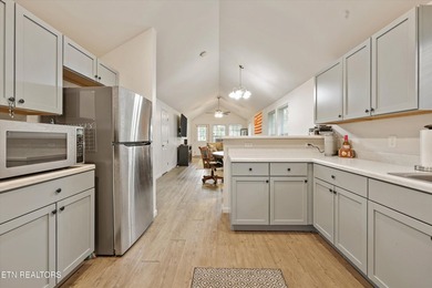 Charming One-Level Living Home - Minutes from UT & Downtown - photo 15