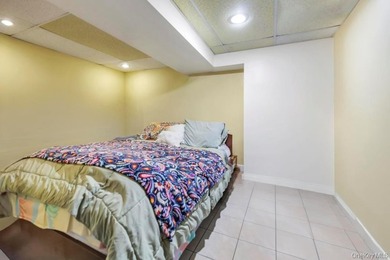 Welcome to 84-20 Charlecote Ridge, a beautifully maintained - photo 20
