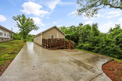 Charming One-Level Living Home - Minutes from UT & Downtown - photo 24