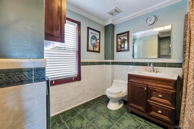 Welcome to 84-20 Charlecote Ridge, a beautifully maintained - photo 24