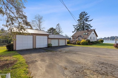 LAKEFRONT COASTAL RETREAT! Enjoy Approximately 90 feet of - photo 26