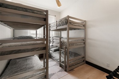 MOTIVATED SELLER WILL LOOK AT ALL OFFERS! This stunning - photo 26