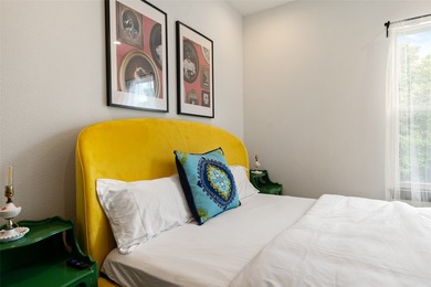MOTIVATED SELLER WILL LOOK AT ALL OFFERS! This stunning - photo 31