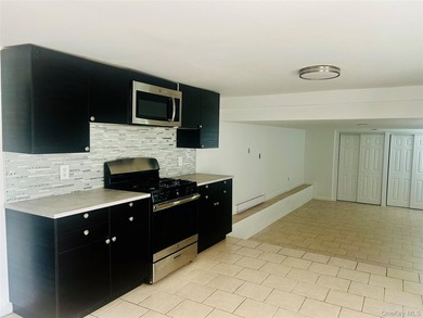 Beachside Stucco Legal 2 Family home on Double lot with Parking - photo 33