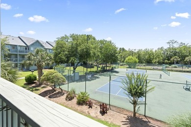 Welcome Home! This meticulously maintained 2 bedroom, 2 bathroom - photo 34