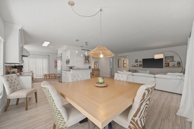 This stunning 3-bedroom, 3.1-bath Golf Cottage has been - photo 5