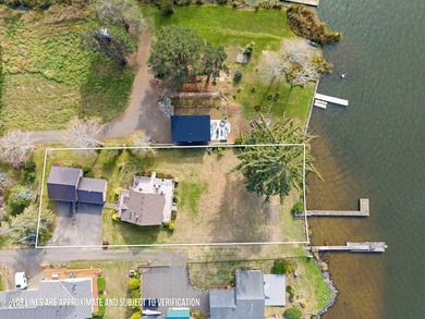 LAKEFRONT COASTAL RETREAT! Enjoy Approximately 90 feet of - photo 36