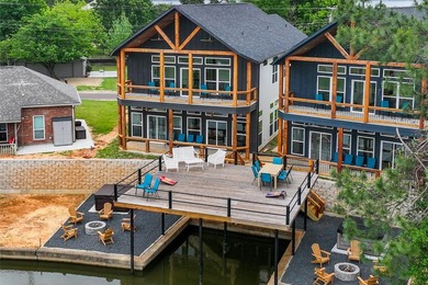MOTIVATED SELLER WILL LOOK AT ALL OFFERS! This stunning - photo 38