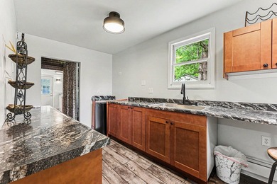 Great updated cottage with access to Patterson Lake and the - photo 9