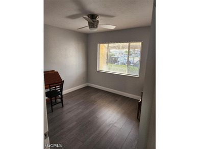 Direct Gulf Access END UNIT 1st Floor Condo in the waterfront - photo 8