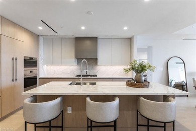Positioned within the highly sought-after South Tower at The - photo 8